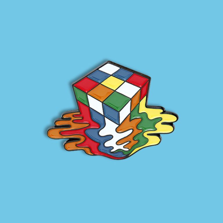 Pin Metalic  Cubul Rubik